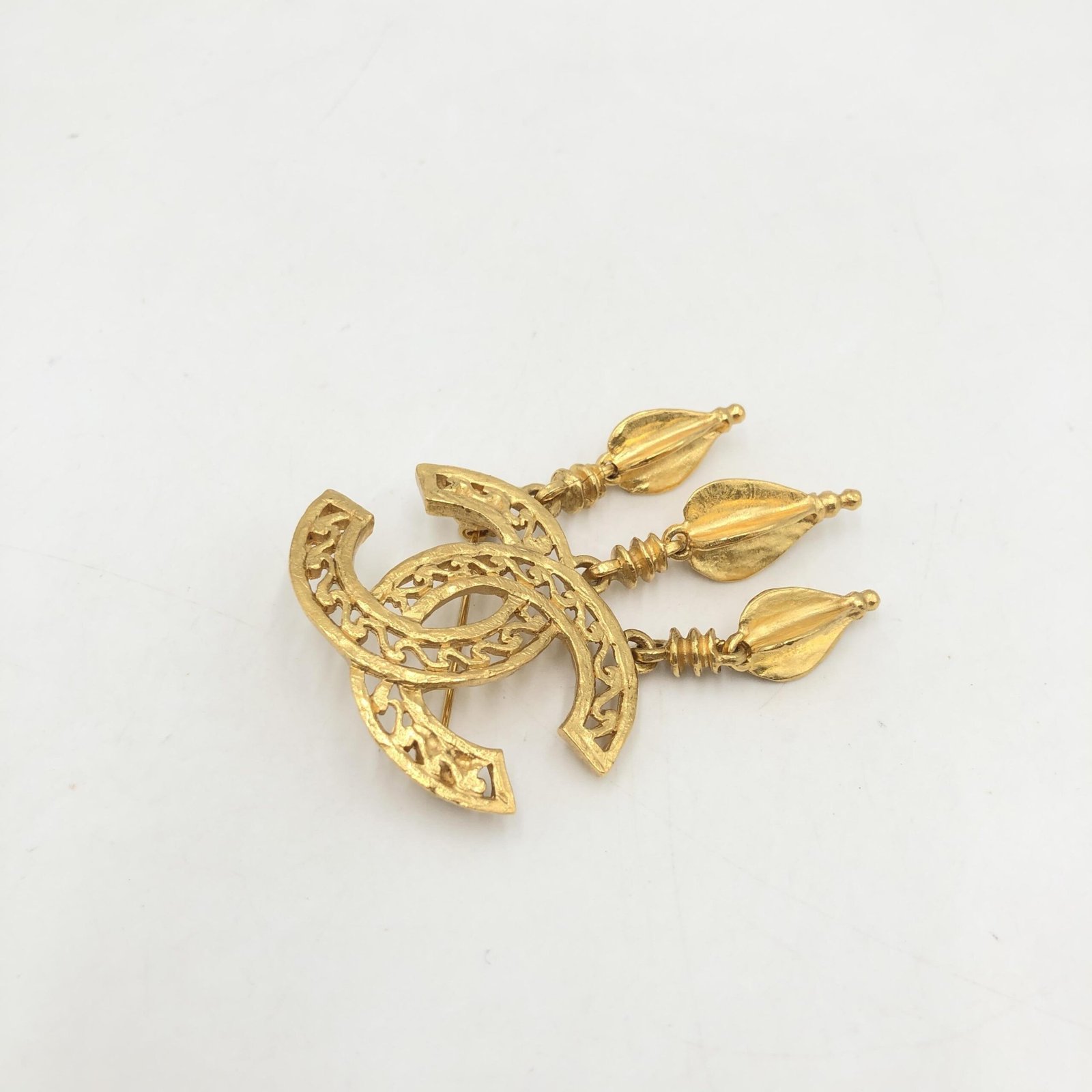 Chanel Gold Plated CC Logo Brooch - Image 6