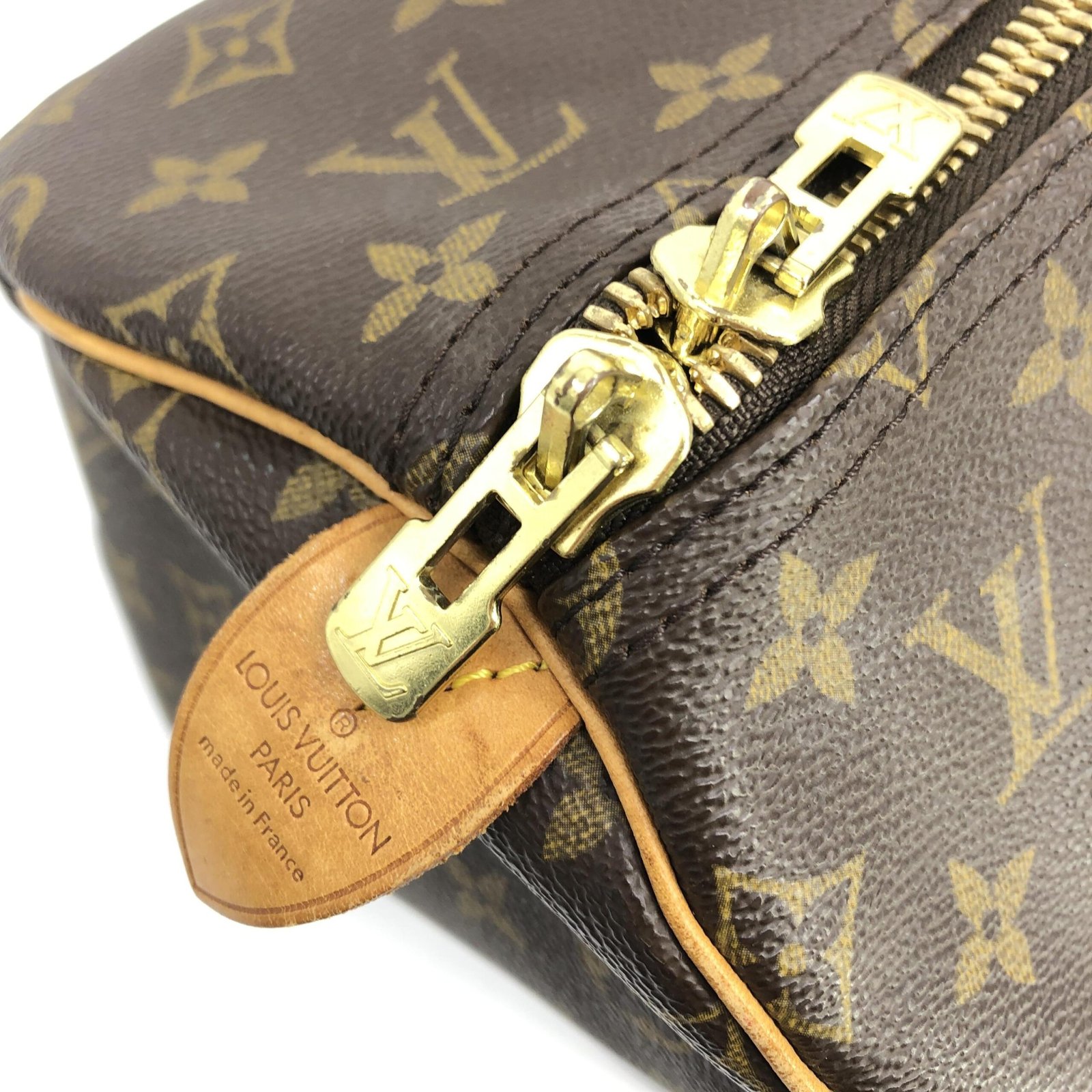 Louis Vuitton Monogram Keepall 55 Handbag - Image 4