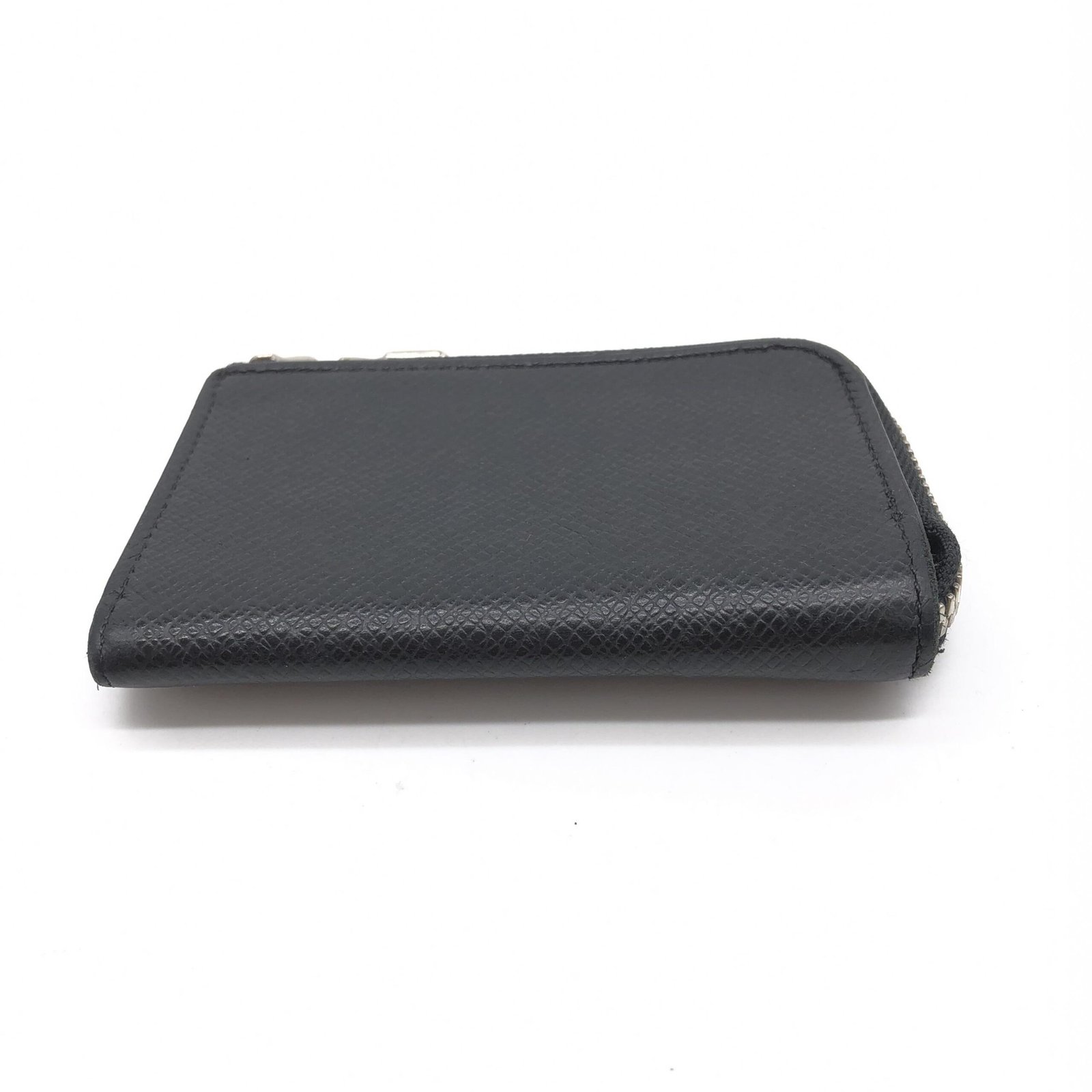 Louis Vuitton Taiga Zippy Coin Purse In Black - Image 4